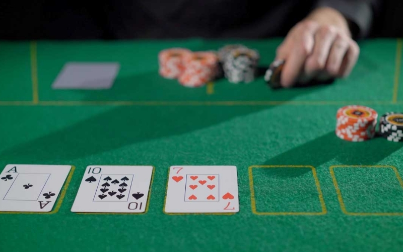 Cách tính xác suất Poker nhanh để đưa ra quyết định đúng