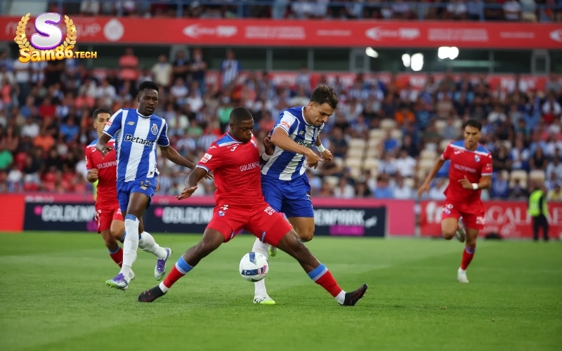 Yếu tố sân nhà và ảnh hưởng khác