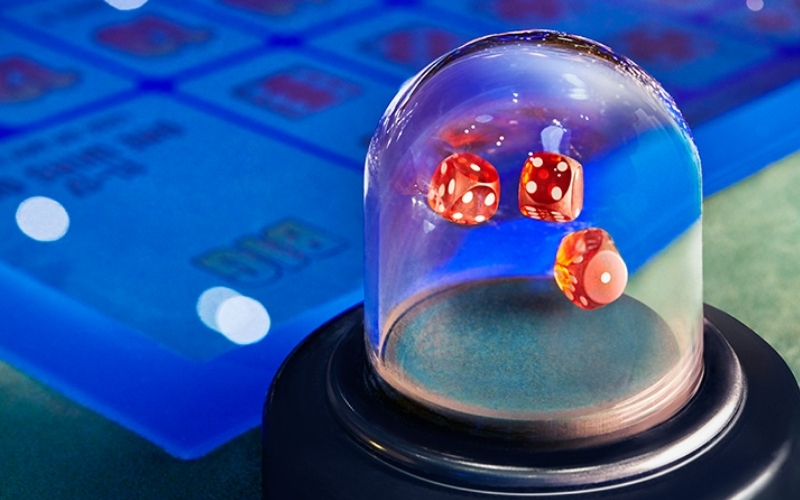 Game xúc xắc online có ảnh hưởng đến quyết định người chơi